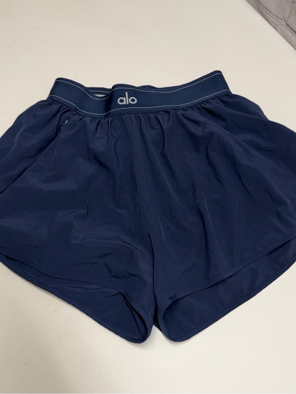 ALO Yoga Navy Blue Athletic Running Shorts size S - Picture 7 of 7